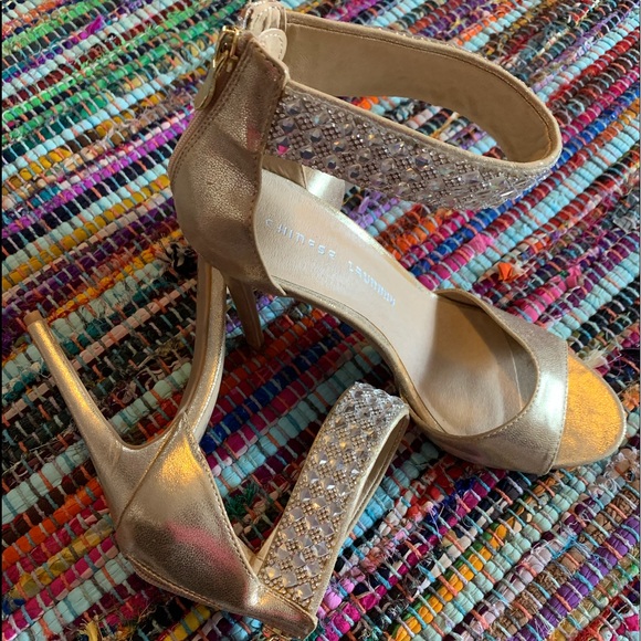 Shoes - Chinese Launday gold shoes